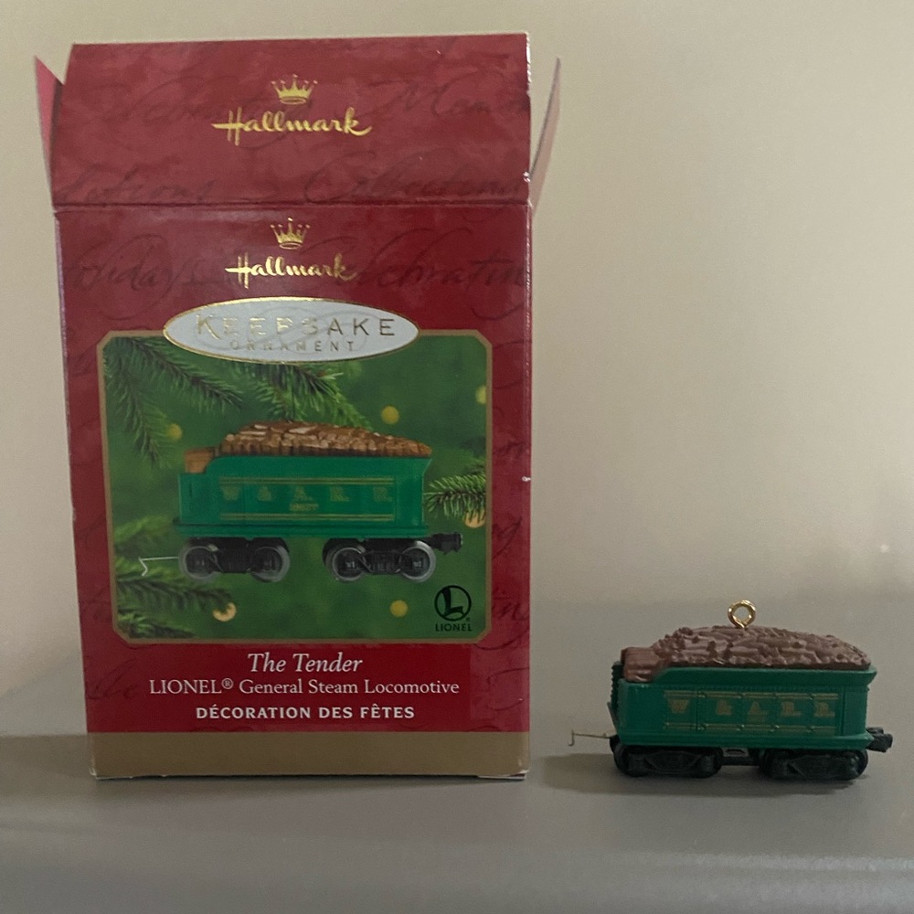 Hallmark Keepsake Ornament Lionel Train